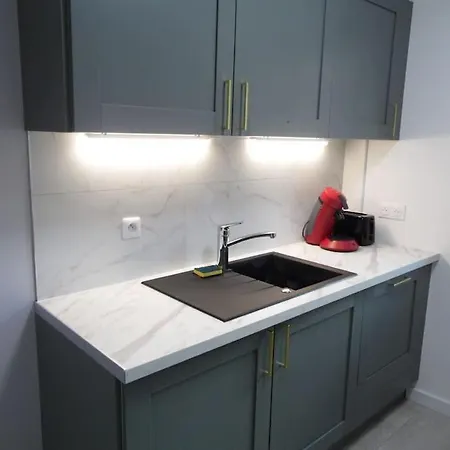 Le Contemporain Apartment